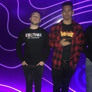 Meet your Posher, Eli